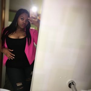 Meet your Posher, Yazmina